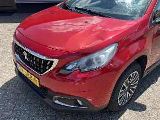 Peugeot 2008 1.2 PureTech Blue Lion picture 25