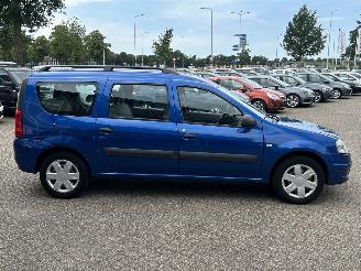 Dacia Logan MCV 1.6 Ambiance 7pers picture 6