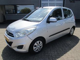 Damaged car Hyundai I-10 1.1 I-Drive cool 2012/8