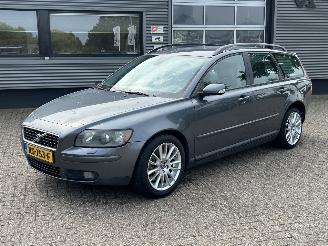 Auto incidentate Volvo V-50 2.5 T5 Exclusive 2004/5