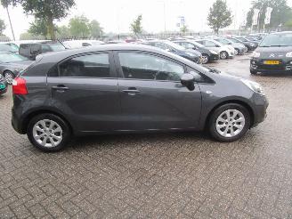 Kia Rio 1.2 CVVT Business Line 5drs picture 24
