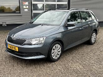 uszkodzony samochody osobowe Skoda Fabia 1.0 Ambition 2015/5