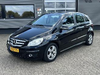 Schadeauto Mercedes B-klasse 180 CDI Business Class Automaat 2010/2