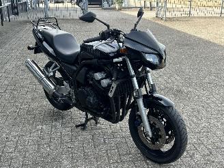 Yamaha FZS 600 Fazer picture 7
