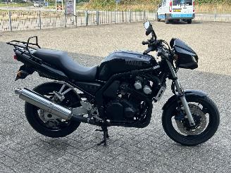 Yamaha FZS 600 Fazer picture 6