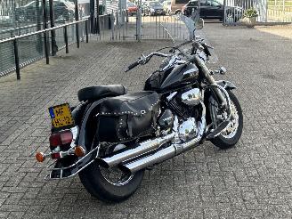 Suzuki VL 800 Intruder Volusia picture 3