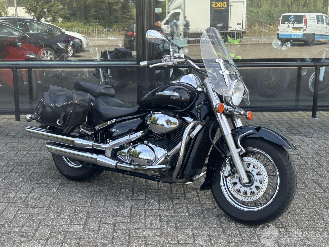 Suzuki VL 800 Intruder Volusia