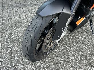 KTM 990 Super Duke  picture 10