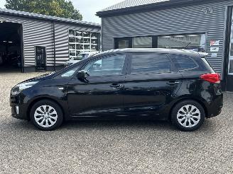 Kia Carens 1.6 DGi Comfort Pack picture 2
