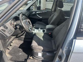 Ford S-Max 2.0-16V picture 10