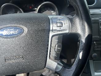Ford S-Max 2.0-16V picture 17