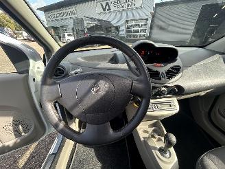 Renault Twingo 1.2-16V Dynamique Automaat picture 16