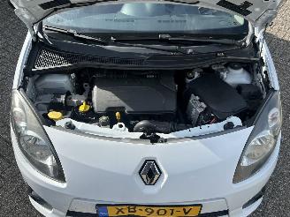 Renault Twingo 1.2-16V Dynamique Automaat picture 28