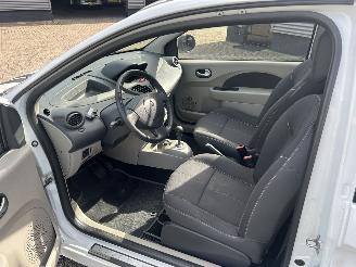 Renault Twingo 1.2-16V Dynamique Automaat picture 9