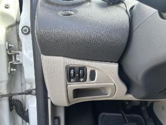 Renault Twingo 1.2-16V Dynamique Automaat picture 21