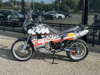KTM 950 Adventure  picture 2