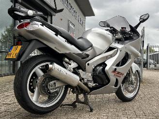 Kawasaki ZZ - R 1200  picture 11