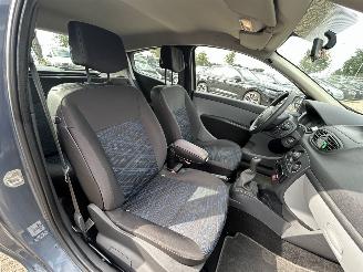 Renault Clio 1.4-16V Dynamique Comfort picture 14