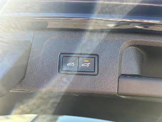 Volkswagen Passat Variant 1.6 TDI Highline picture 13