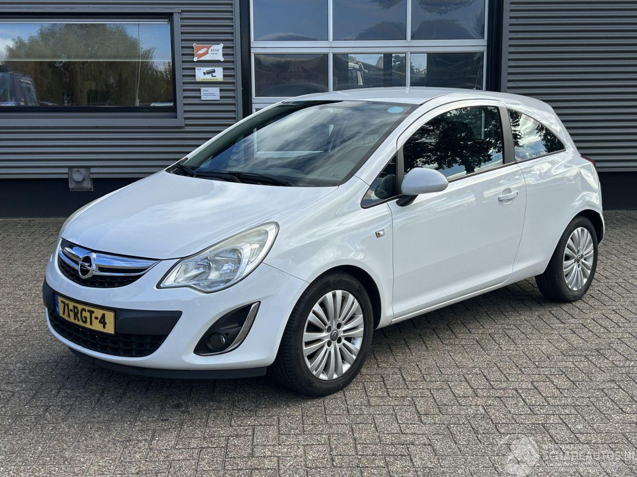 Opel Corsa 1.2-16V Edition