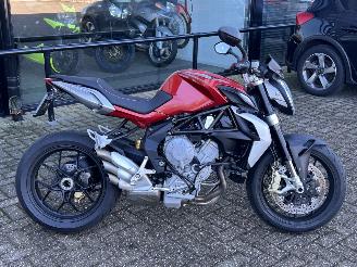 MV Agusta  800 Brutale Italia picture 2