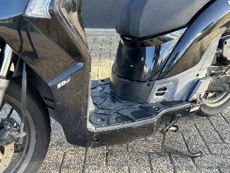 Kymco  People S picture 10