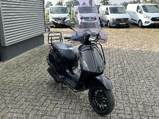 Vespa  Sprint 50 4T picture 7