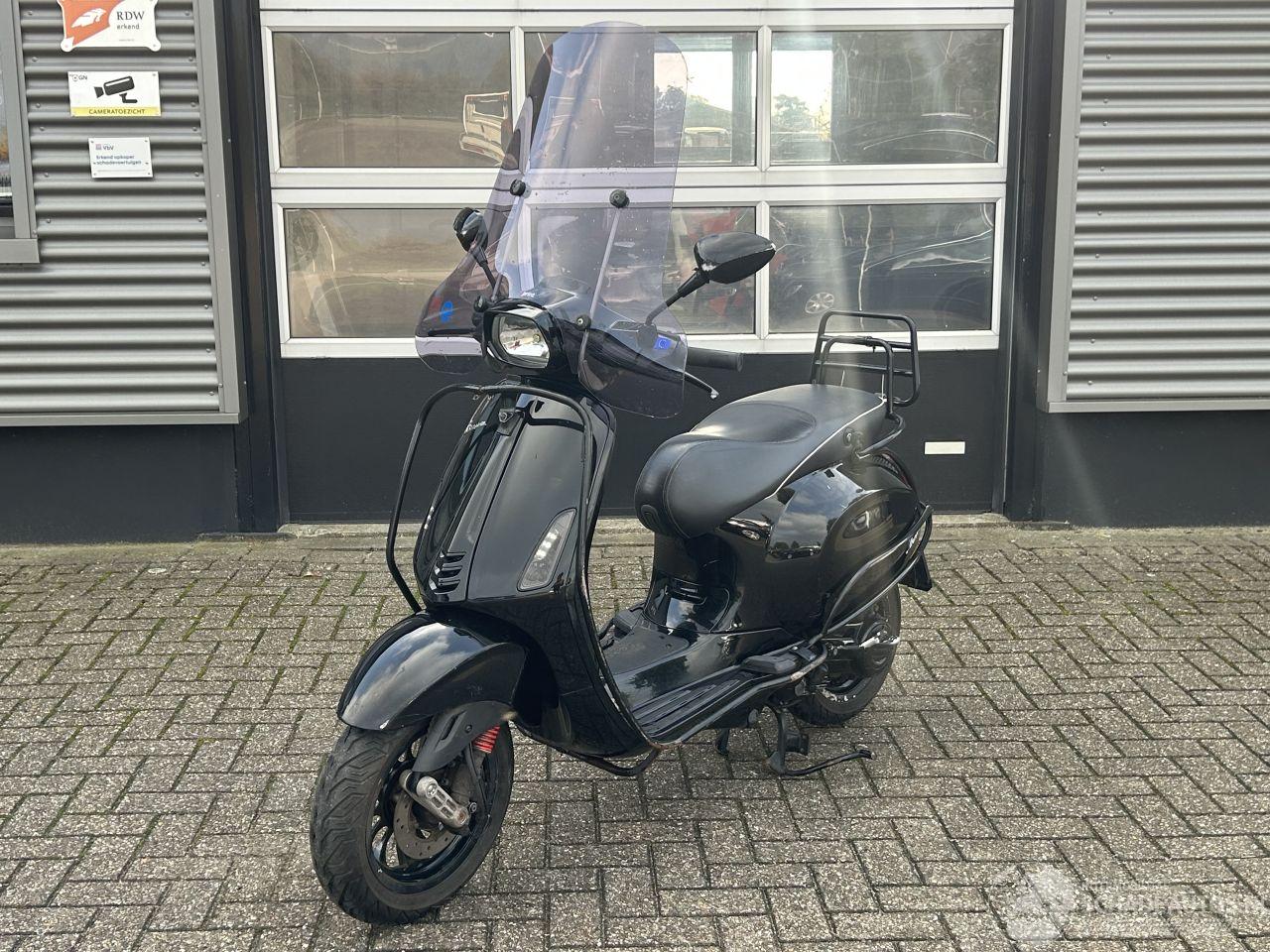 Vespa  Sprint 50 4T