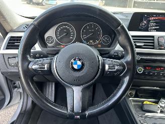 BMW 3-serie 318D Touring High Executive Automaat picture 18