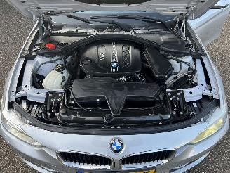 BMW 3-serie 318D Touring High Executive Automaat picture 29