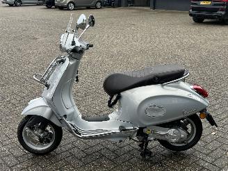 Vespa  Primavera 50 4T picture 6