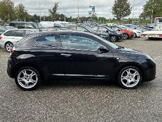 Alfa Romeo MiTo 0.9 Twinair Esclusivo picture 6