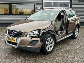 uszkodzony samochody osobowe Volvo Xc-60 3.0 T6 AWD Summum Automaat 2009/2