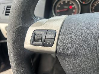 Opel Astra 1.4 Temptation picture 16