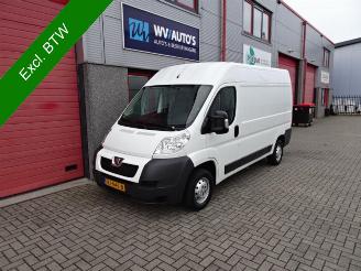occasion commercial vehicles Peugeot Boxer 333 2.2 HDI L2H2 3 zits airco 2014/5