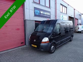 Sloopauto Renault Master T35 2.5dCi L3H2 3 zits 2004/6