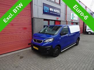 damaged commercial vehicles Peugeot Expert 231S 2.0 BlueHDI 120 Premium 3 zits airco 2017/9
