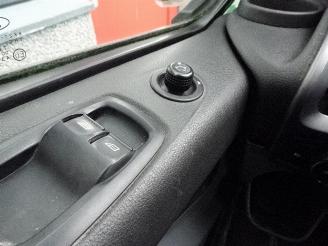 Ford Transit Custom 270 2.2 TDCI L1H1 Trend 3 zits airco picture 16