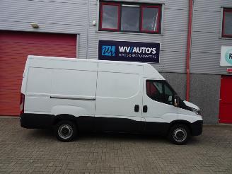 Iveco Daily 35S15V 2.3 352 H3 L 3 zits airco 3500kg ahk picture 6
