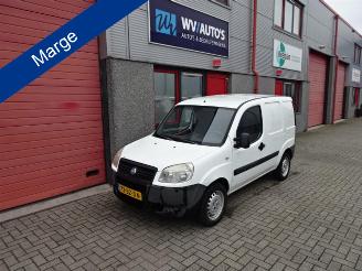 Käytettyjen commercial vehicles Fiat Doblo 1.3 MultiJet Basis geisoleerd vervoer 117837 km !! 2006/6