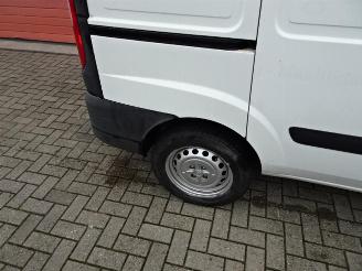 Fiat Doblo 1.3 MultiJet Basis geisoleerd vervoer 117837 km !! picture 19
