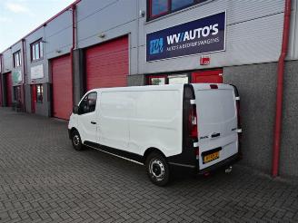 Renault Trafic 1.6 dCi T29 L2H1 Comfort Energy 3 zits airco picture 2