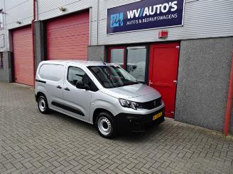 Peugeot Partner 1.6 BlueHDI Premium 73810 km !!!!!!!! airco schuifdeur direct inzetbaar picture 4