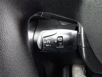 Peugeot Partner 1.6 BlueHDI Premium 73810 km !!!!!!!! airco schuifdeur direct inzetbaar picture 17