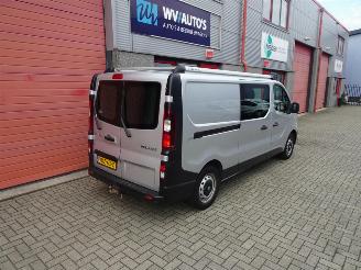 Renault Trafic 2.0 dCi 120 T29 L2H1 DC Comfort 5 pers airco navi ahk picture 3