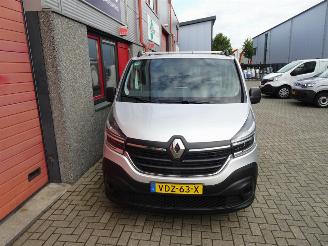 Renault Trafic 2.0 dCi 120 T29 L2H1 DC Comfort 5 pers airco navi ahk picture 13