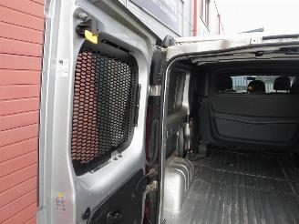 Renault Trafic 2.0 dCi 120 T29 L2H1 DC Comfort 5 pers airco navi ahk picture 21