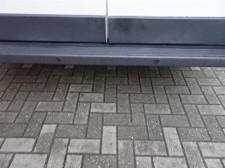 Peugeot Boxer 330 2.0 BlueHDI L2H2 Premium Pack 2 x schuifdeur picture 26