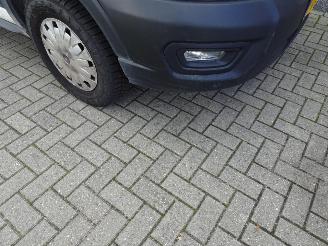 Ford Transit 350 2.0 TDCI L3H3 Trend RWD versnellingsbak stuk picture 18