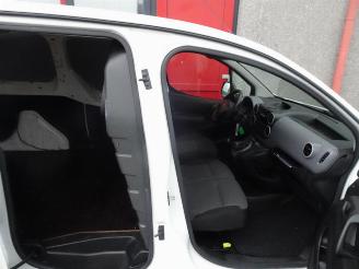 Peugeot Partner 120 1.6 BlueHDi 75 L1 XR 3 zits 155859 km !!!!!! picture 24